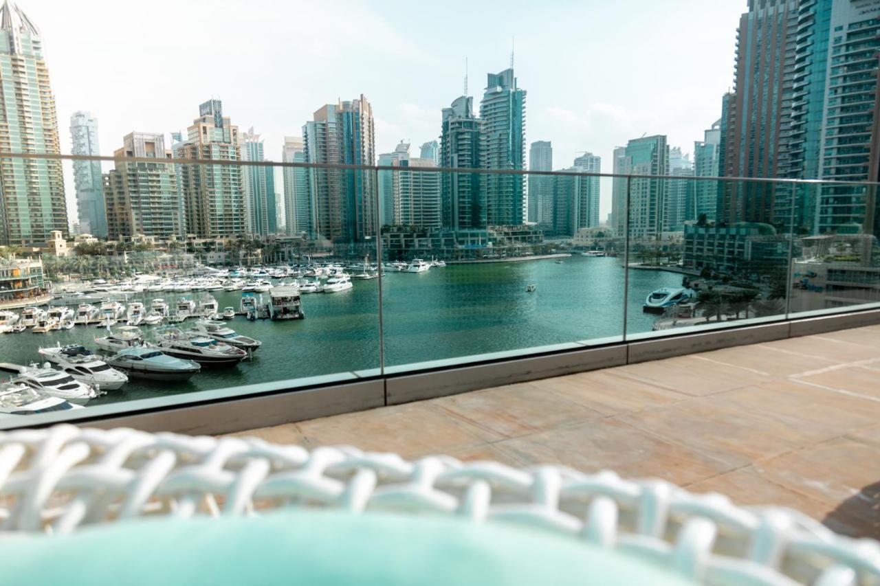 Nasma Luxury Stays - Cayan Tower Dubái Exterior foto